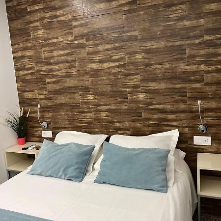 Hostal La Batuta Mogente Ngoại thất bức ảnh