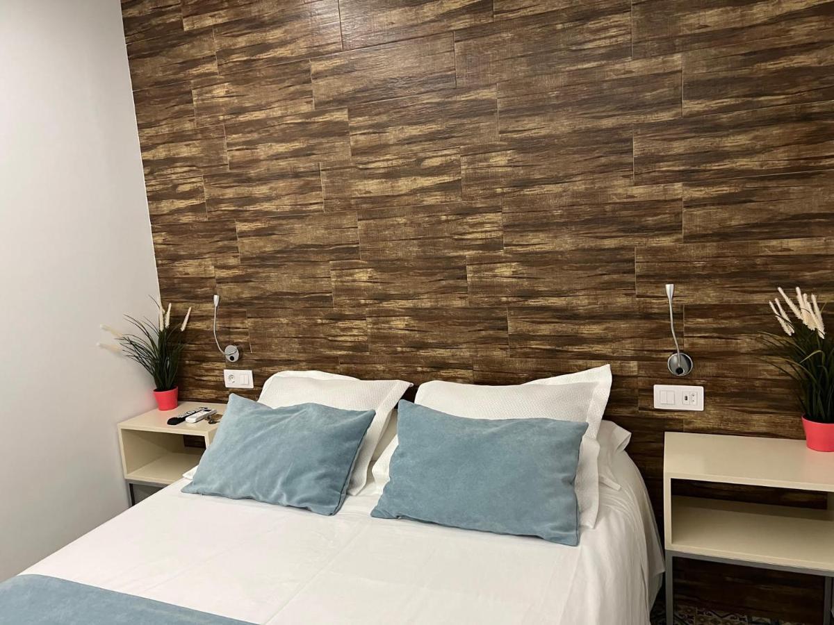 Hostal La Batuta Mogente Ngoại thất bức ảnh