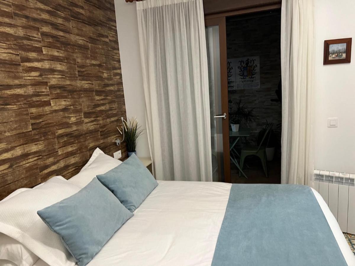 Hostal La Batuta Mogente Ngoại thất bức ảnh